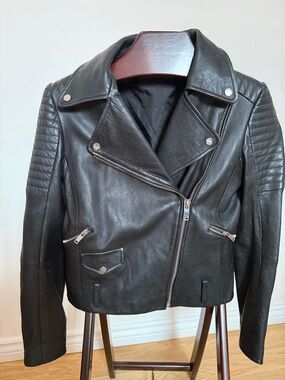 Zara Black Leather Moto Jacket with Quilted Sleeves. No Belt